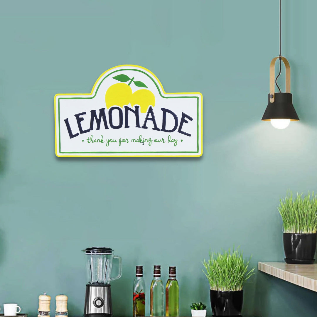 5685B - Maison Green Lemonade Sign