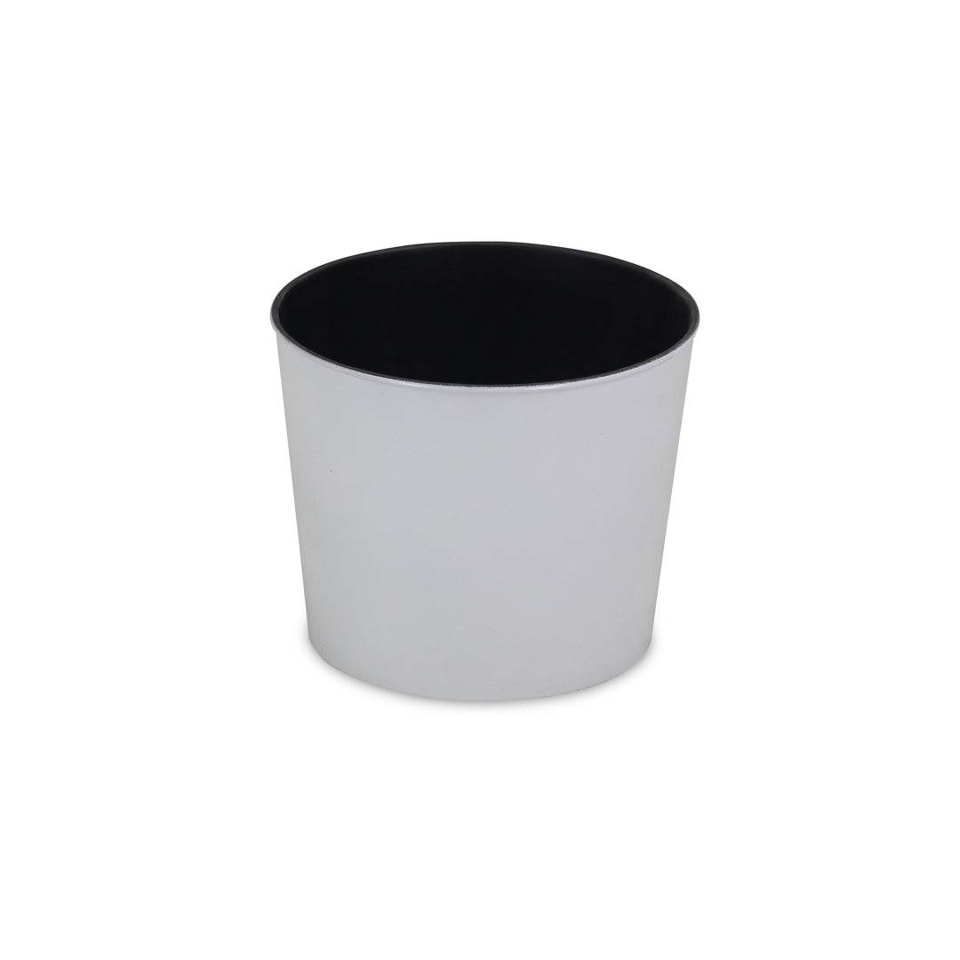 PP-102 - 7" Round Plastic Pot