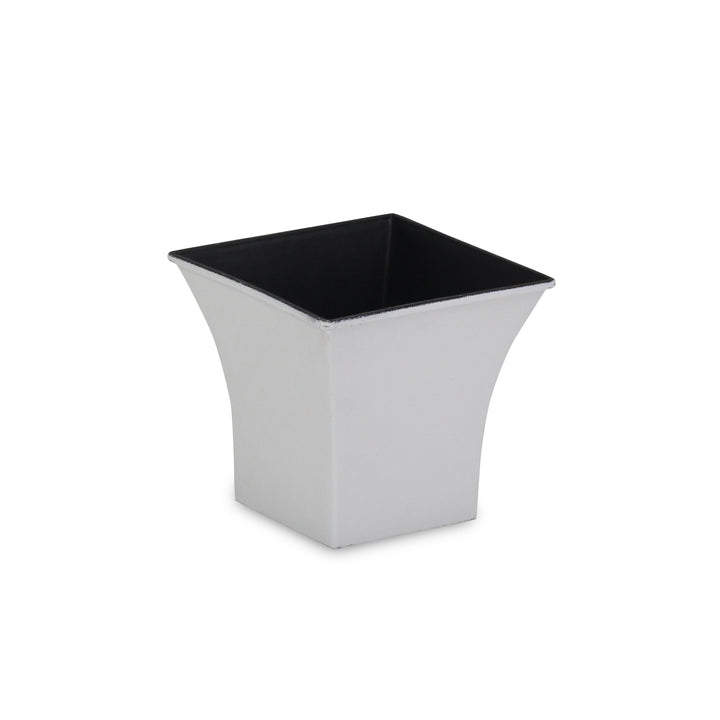 PP-109 - 4.75" Square Plastic Pot