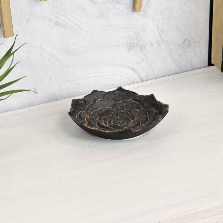 5170S - Ellis Cast Iron Lotus - Natural